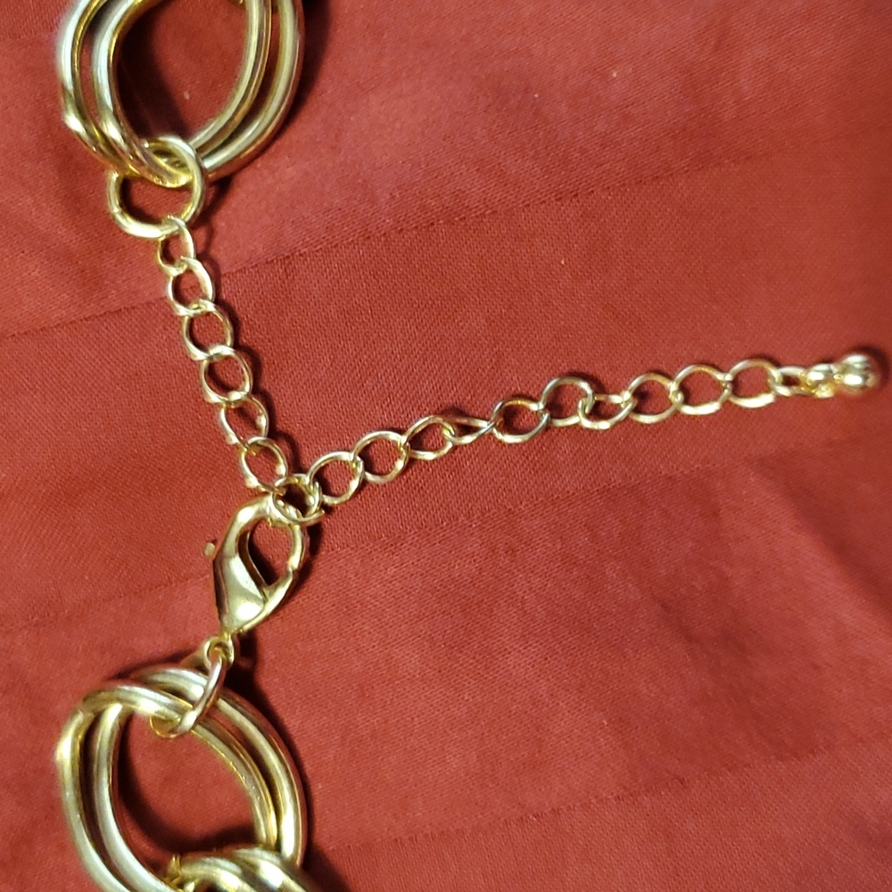 Necklace - Picture 3 of 3